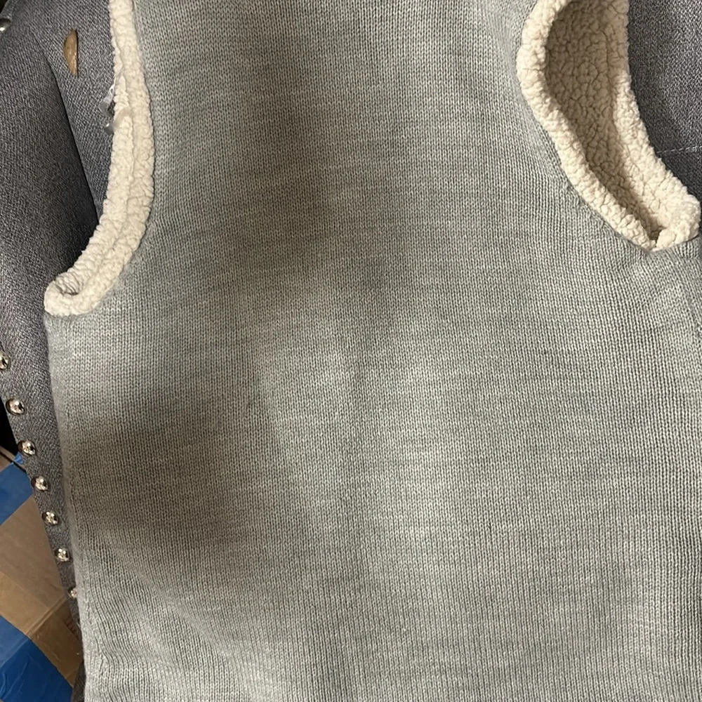 Splendid grey sherpa lined Powell hooded‎ vest Size 12( girls)